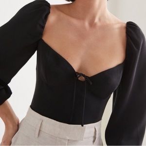 Aritzia / Wilfred Novella Tie Front Top